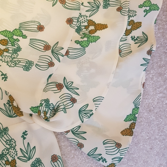 Cactus button up blouse - Picture 4 of 7